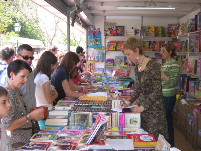 Feria libro Valencia 5 mayo 001